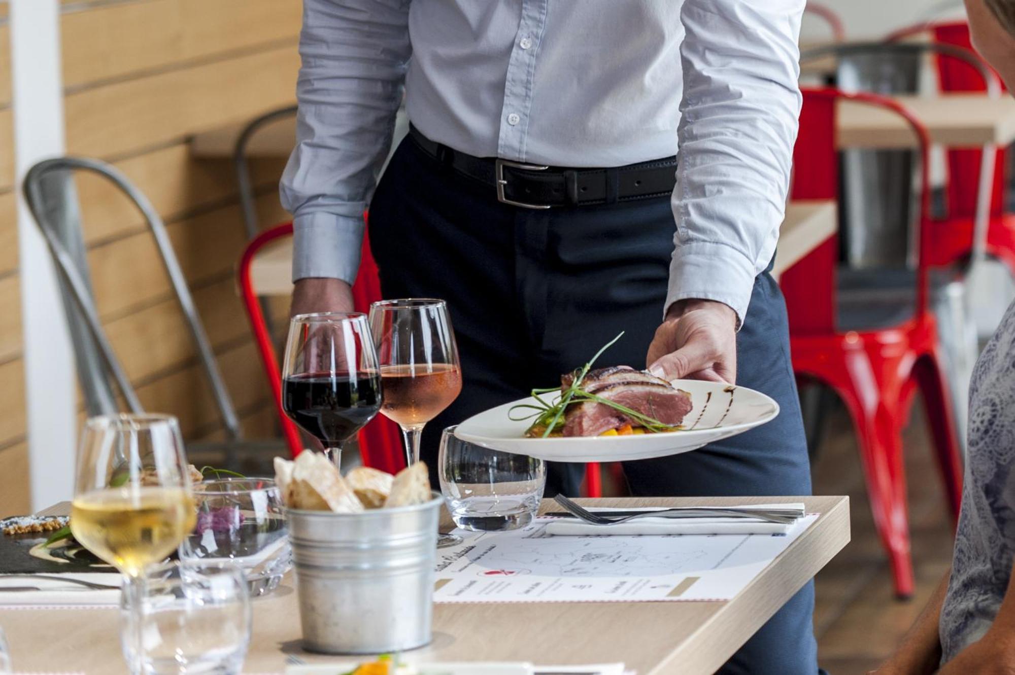 Brit Hotel Toulouse Colomiers - L'Esplanade Kültér fotó