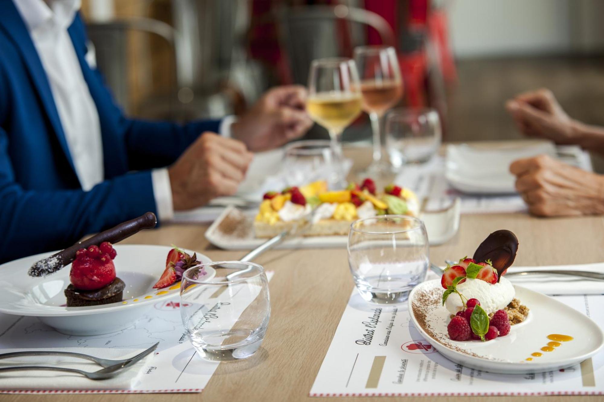 Brit Hotel Toulouse Colomiers - L'Esplanade Kültér fotó
